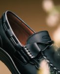 Women's UNEEK Loafer | Nocturnal Black