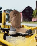 Men's Evanston Pull-On Waterproof Boot (Carbon Toe) | Bison/Black
